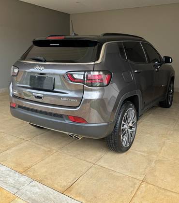 JEEP COMPASS 1.3 T270 TURBO FLEX LIMITED AT6 JEEP COMPASS 1.3 T270 TURBO FLEX LIMITED AT6
